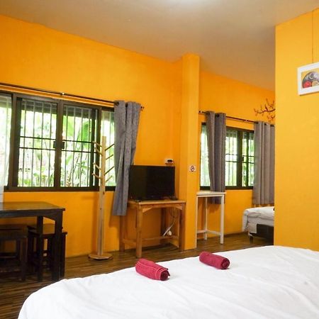 Chongrak Guesthouse Chiang Mai Extérieur photo